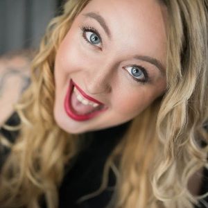 Meet your Posher, Alyssa